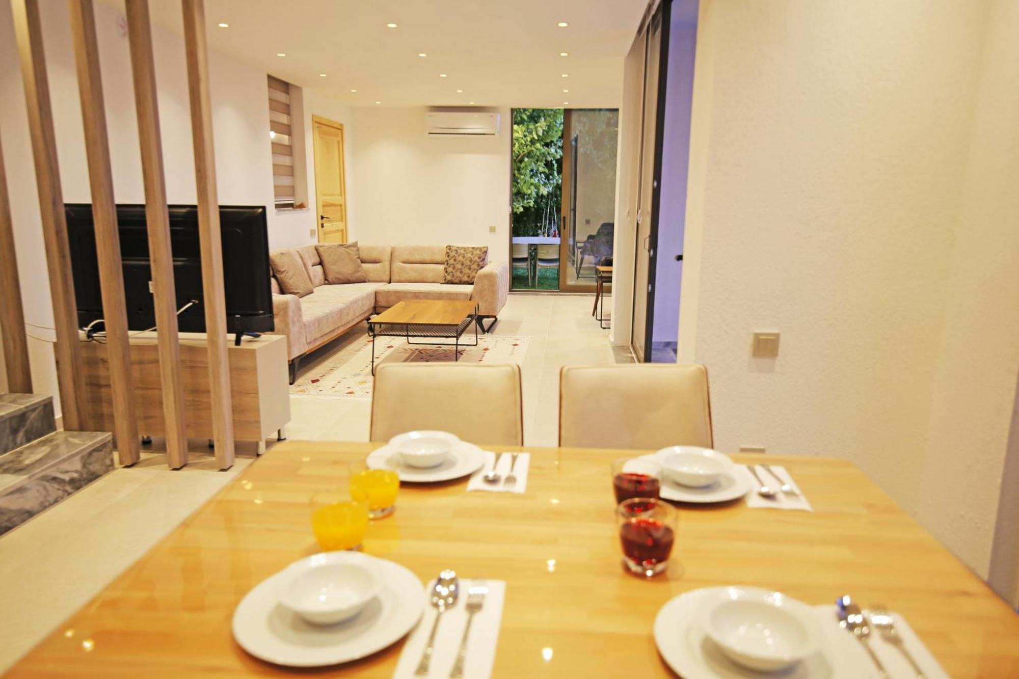 Villa With A Private Heated Pool, Jacuzzi, Overlooking Spectacular Views Of The Sea カシュ エクステリア 写真