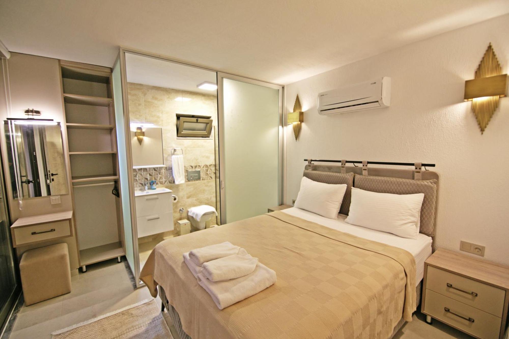 Villa With A Private Heated Pool, Jacuzzi, Overlooking Spectacular Views Of The Sea カシュ エクステリア 写真